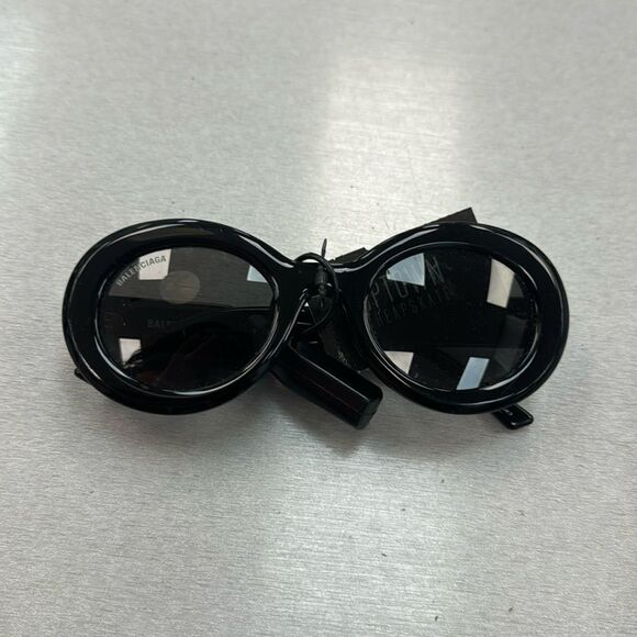 Balenciaga Sunglasses - Picture 1 of 11